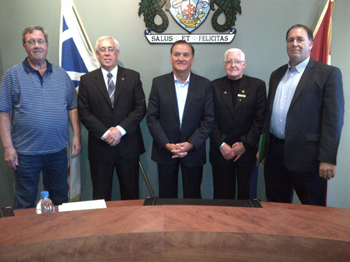 The Honourable Kevin O'Brien, Minister of Municipal Affairs, today announced municipal capital works funding in Torbay. The Minister was joined by Kevin Parsons, MHA for Cape St. Francis; His Worship Robert Codner, Mayor of Torbay: His Worship Kevin Butt, Mayor of Flatrock; and Walter Butt, Councillor, Town of Pouch Cove. 